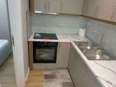 Apartament 1+1 me qera Rruga 5 Maji Tirane