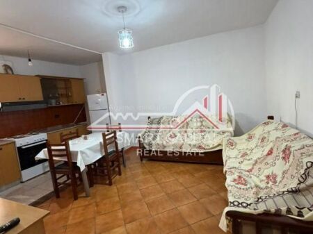 IN VENDITA APPARTAMENTO 1 + 1 AL MERCATO DEL RISO, VLORE