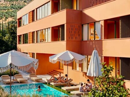 Hotel In Vendita A Palase