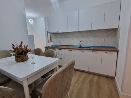 Jepet apartament 1+1 I pa banuar ne Myslym Shyr