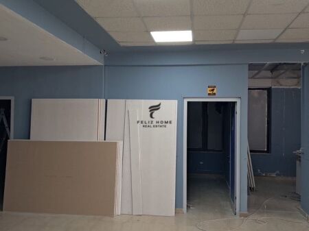 ZYRE ME QERA 200 M2 FARMACIA 10 2000 EURO