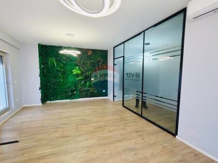 📍🏠Jepet Ambient me qera Zogu I Zi