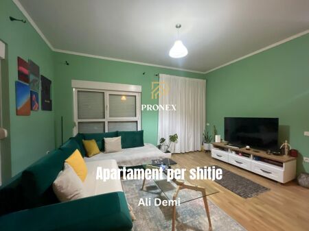 Shitet Apartament - Ali Demi