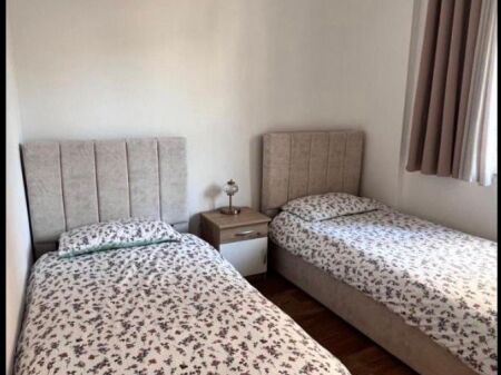 Jepet me qira hyrje 1+1 te Vilat Gjermane!