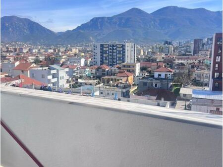 APARTAMENT 1+1 ME QIRA PRANE CONORDIT TEK RRUGA 5 MAJI