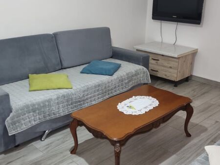 1+1 furnished for rent 500 eu don bosko