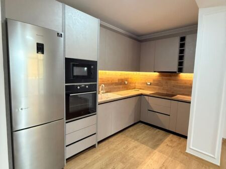 🏡 Jepet apartament 2+1 per Banim/Zyre me qira ne Bllok