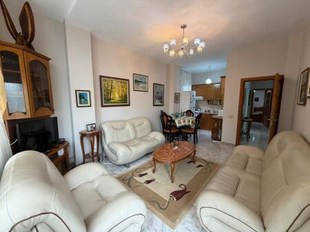 Appartamento 3+1 in affitto a Brryli!