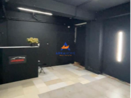 SHITET BIZNES DETAILING PËR MAKINA 90M2 "ASTIR, NELA 5" 5.500 EURO (I DISKUTUESHEM)