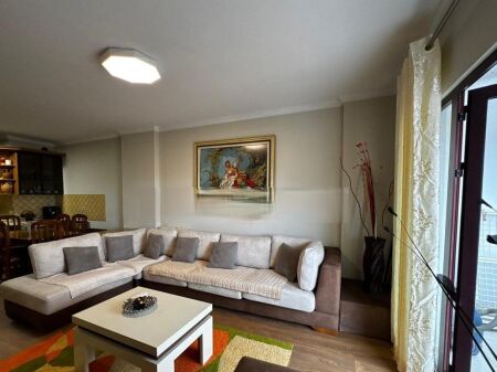 AFFITTASI APPARTAMENTO 1+1, PAZARI I RI