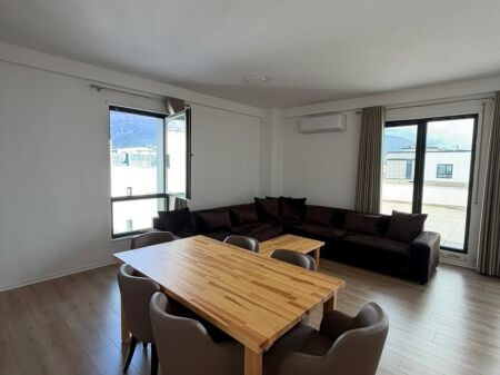 🏡 APPARTAMENTO 2+1+2 + AMPIO VERANDA IN VENDITA – RESIDENZA ERLI, PORCELAN ✨