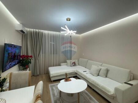 Apartament 1+1 për Shitje Shkoze