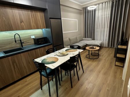 Jepet me qira 1+1 mobiluar lux Rezidenca Kadiu/Ali Dem