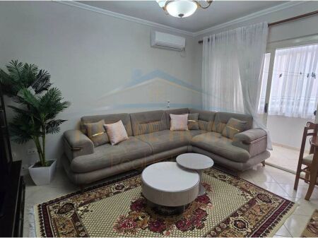 Qera, Apartament 1+1, Xhamllik