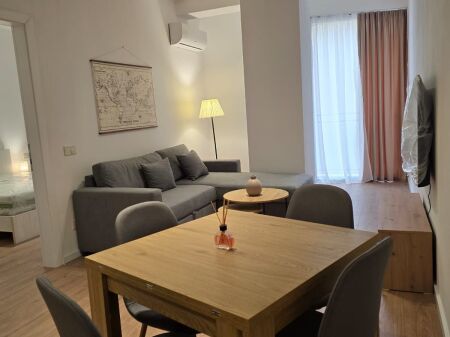 Appartamento in affitto 1+1 da Mine Peza