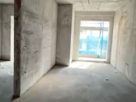 Okazion,1+1 me parkim ,mbi maternitetin berryl,120 mije euro