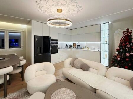 Appartamento di Lusso 2+1+2 in Vendita con 2 Posti Auto nel centro, Blocco Ambasciate