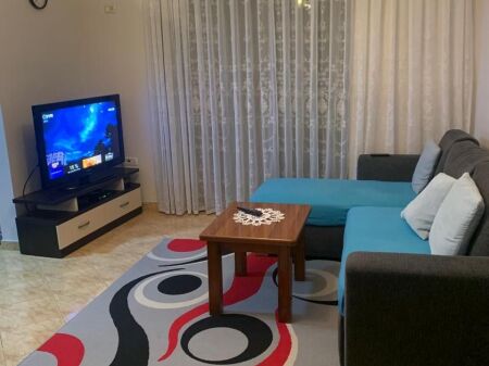 Appartamento 1+1 in affitto ad Ali Dem, vicino al Comitato dei Bektashi