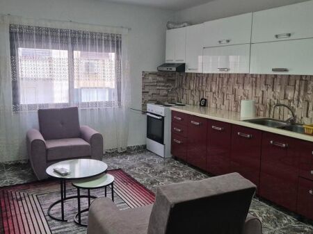 Jepet apartament 2+1 tek Sheshi Willson