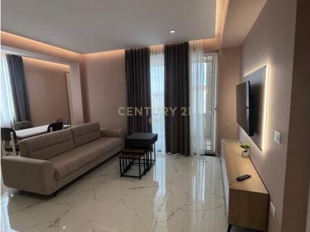 Apartament 2+1 Me Qira në Qendër Golem, Durrës !