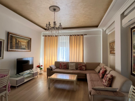 🏡 JEPET ME QIRA | APARTAMENT 1+1 — Rruga Frosina Plaku | Kompleksi Kontakt   