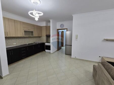 Appartamento - In Vendita - Via Don Bosko, Tirana(ID: 530411001-1323)