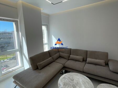 AFFITTASI APPARTAMENTO 1+1+ BALCONE "ZOGU I ZI" 900 EURO