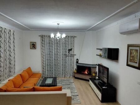 APARTAMENT ME QERA 5+2 ALI DEMI 130.000 LEKE