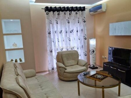 Appartamento in affitto 2+1 vicino alla strada dei kosovari