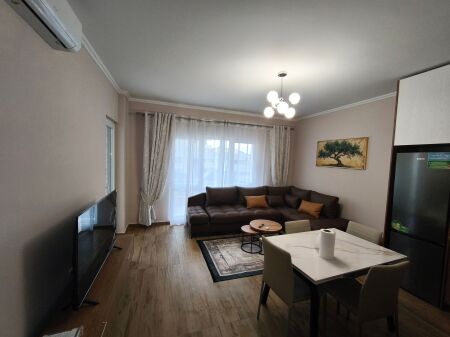 For rent 1+1 Zogu i zi with parking