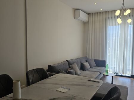 Jepet me Qira Apartament 1+1 – Liqeni i Thatë 📍