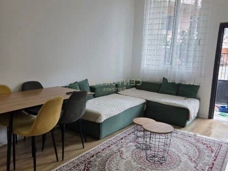 Kombinat - Private house 2+1 for rent