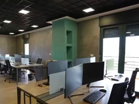 OFFICE FOR RENT 200 M2 BLOCK 4,000 EURO