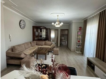 Appartamento 2+1+2 in vendita a Oxhaku 180.000 €