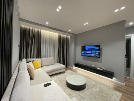 Apartament 2+1 per qira tek Ish-Fusha e Aviacionit.