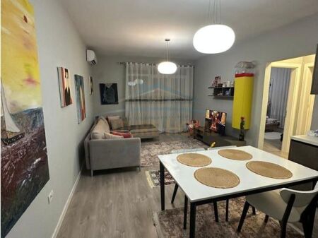 Qera, Apartament 1+1+Post Parkimi, Fusha e Aviacionit, Tiranë.