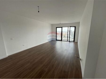 2+1 - Për Qira - Farmacia 10