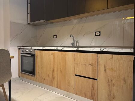 Jepet Me Qera Apartament 1+1+1 Ballkon