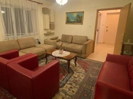 APARTAMENT 3+1+2 ME QIRA – Rruga Sami Frashëri, Pranë Art Turbina