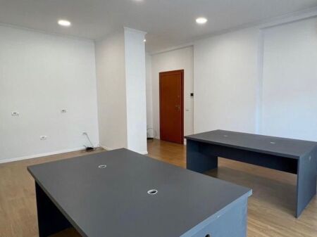 ZYRE ME QERA 100 M2 DELIORGJI 150.000 LEKE