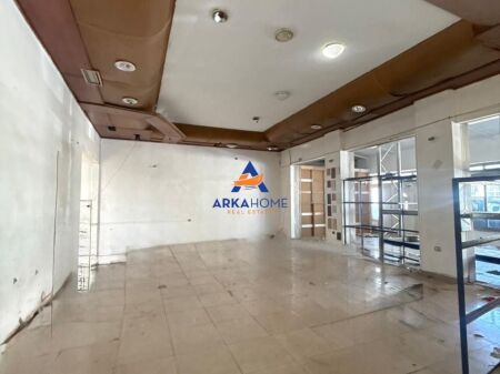 WAREHOUSE FOR RENT 300M2 "AT AMERICAN HOSPITAL 3" 120000 LEKE