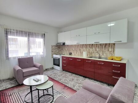 🏡 Affittasi appartamento 2+1 vicino a Piazza Wilson vicino al Blloku