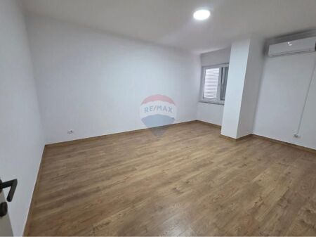 Ufficio in Affitto a Bllok