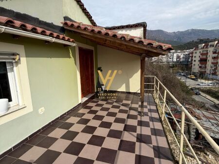3-STOREY VILLA FOR RENT IN FRESKU, BUNKART 2,000 EURO