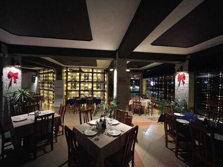 RESTAURANT FOR RENT 600 M2 PETRELE 3000 EURO