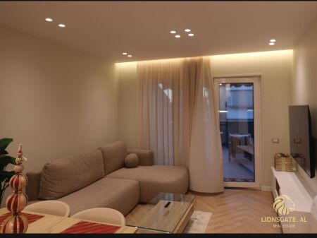 Appartamento 2+1+2+2+ Parcheggio in affitto