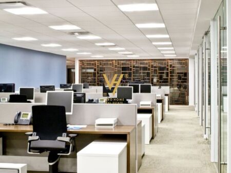 OFFICE 200 M2 FOR RENT ON DIBRES STREET 2,000 EURO