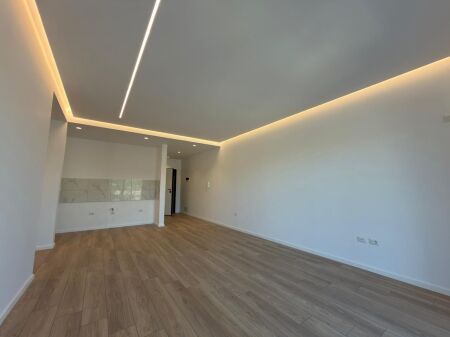 Occasione 2+1 VLORE 135.000€