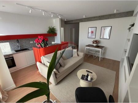 Apartment 1+1 for rent at 21 Dhjetori!