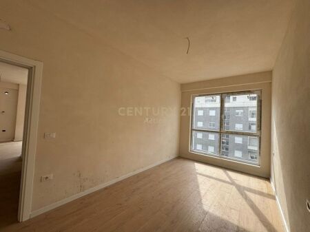 SHITET APARTAMENT 2+1 NE KOMUN TE PARISIT TEK BEGA 07